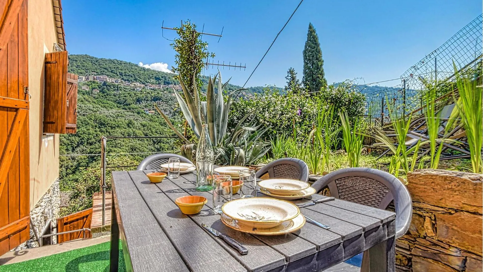Lovely Home In Uscio With Kitchen Holiday home
