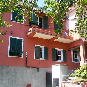 Rifugio 9 Km Da Recco Bed & Breakfast
